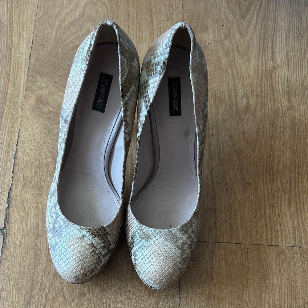Joan & David Snakeskin Patterned Leather Women's Shoes - Tan